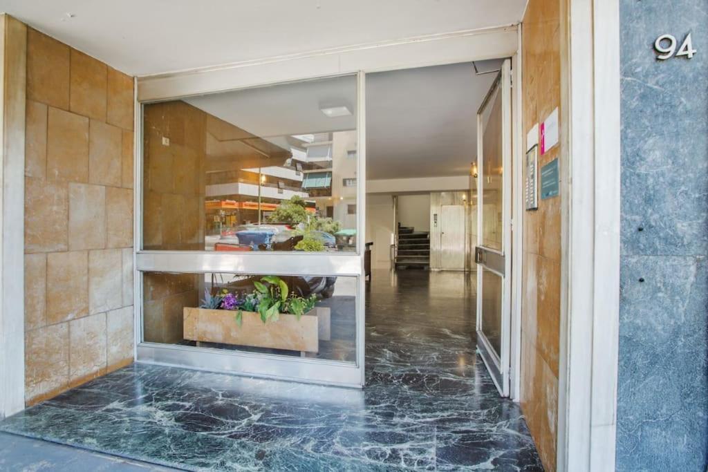 Apartment In The Centre Of Athina Athén Kültér fotó
